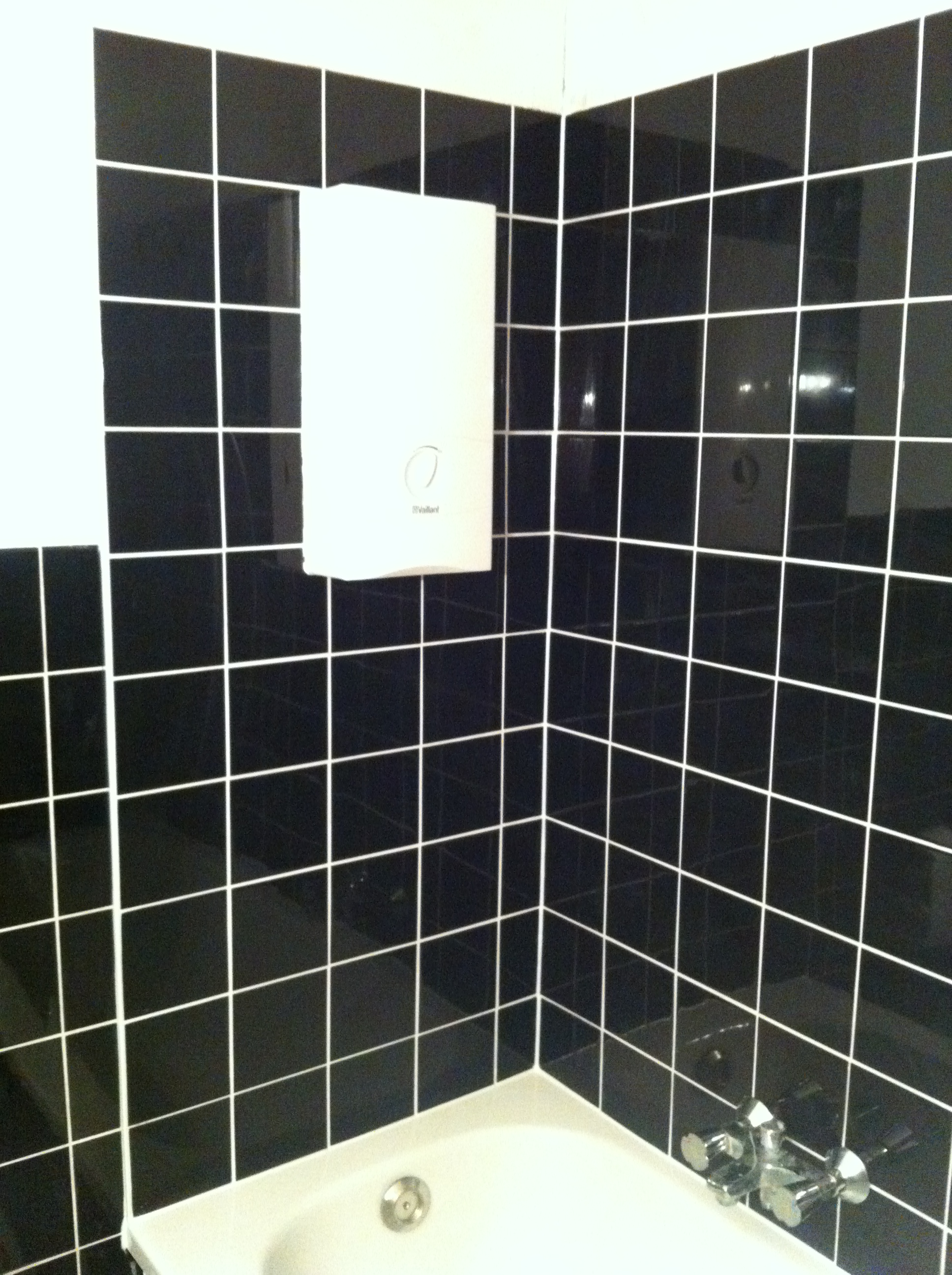 Fliesy schwarz glänzend